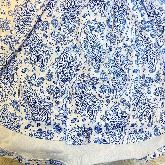 Bohemian Blue and White Paisley Print Wooden Button Blouse Women's Size Medium - Picture 3 of 4